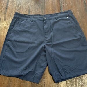 O’Neill Men’s Blue Shorts size 40